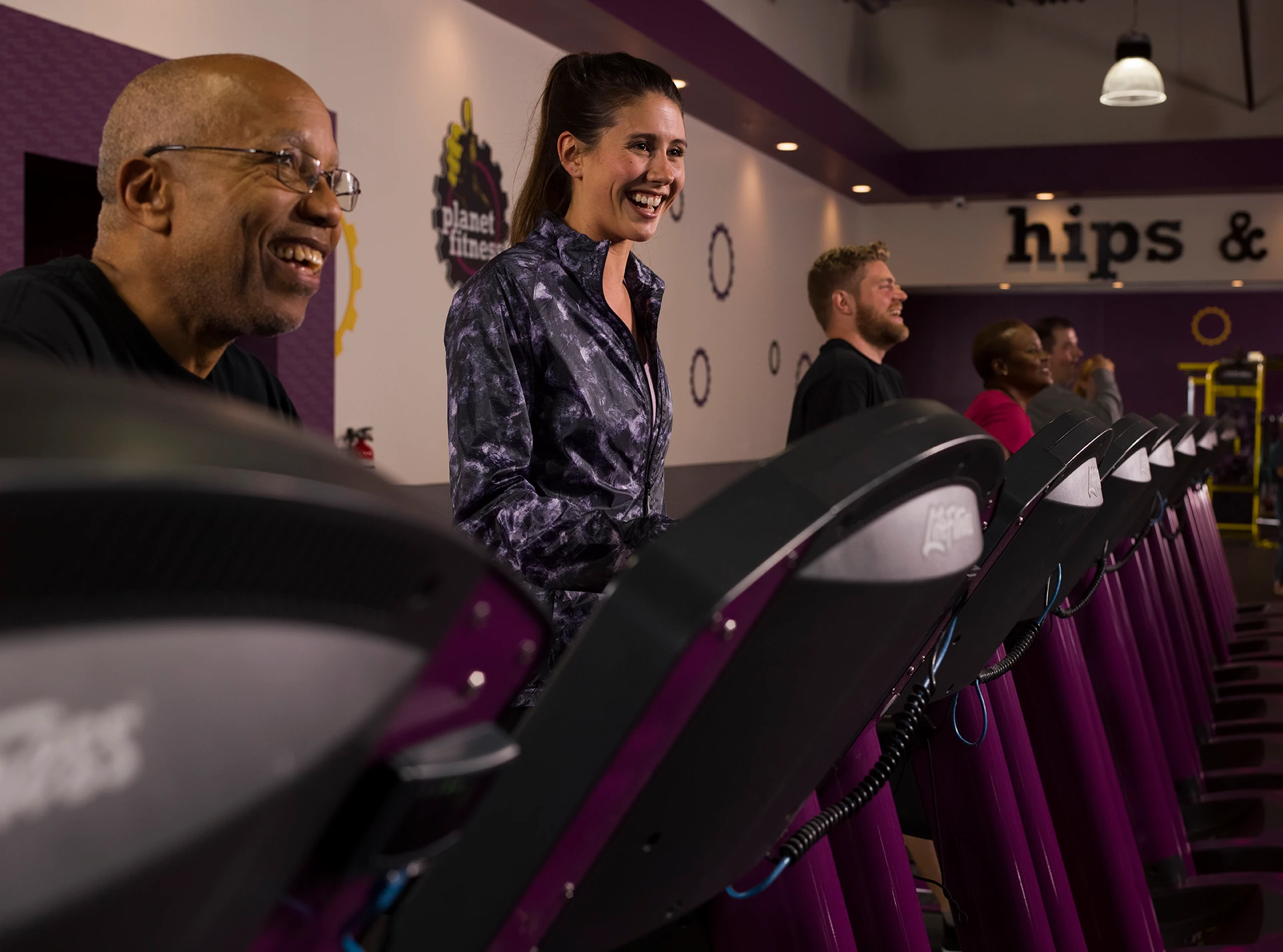 New to the Gym? Here Are 6 Tips to Help You Exercise Safely 