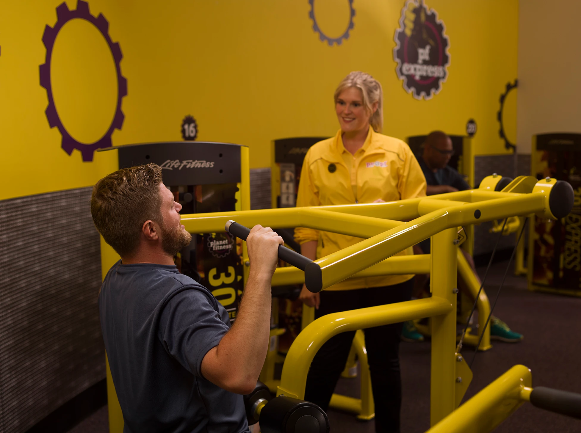 4 Tips to Help Beginners Feel Confident and Comfortable in the Gym