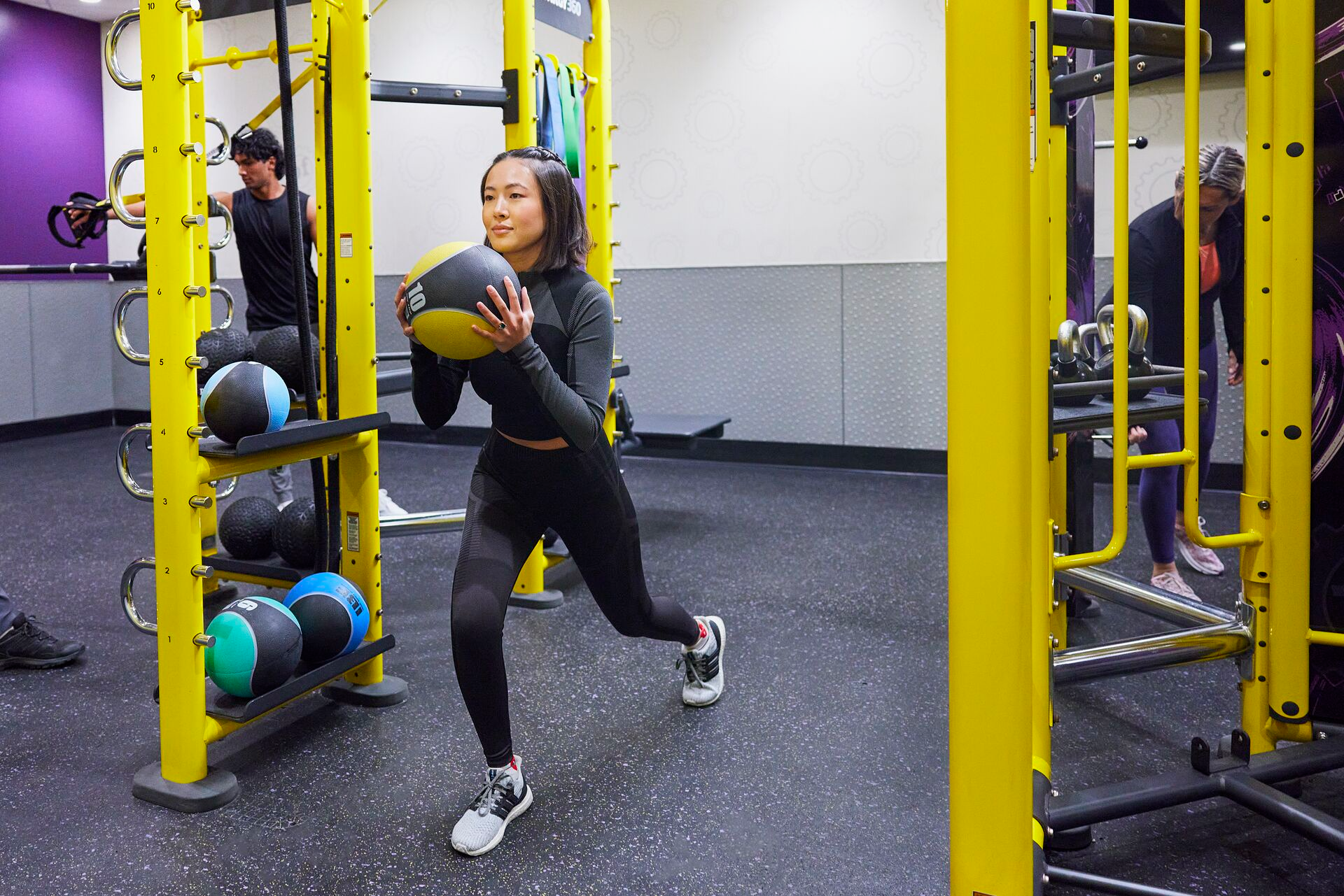 What is Functional Fitness Training? A Beginner's Guide to Functional Workouts and Strength Training