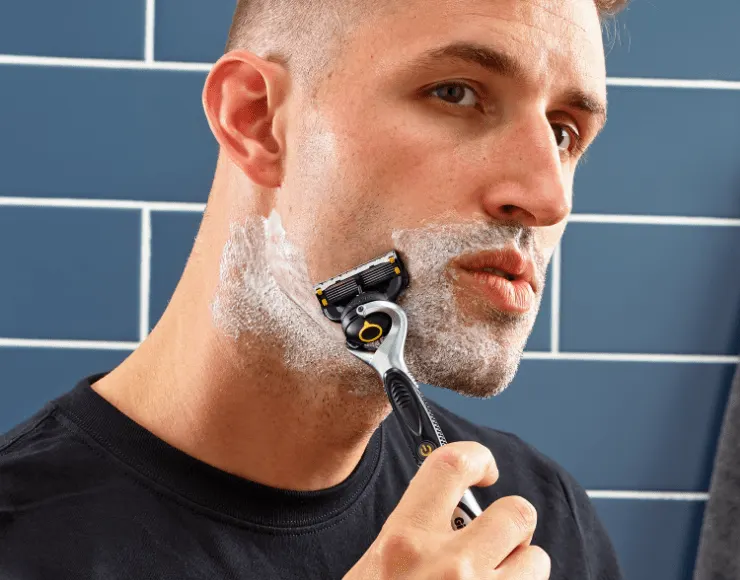 為什麼使用多層刀片以獲得更好的剃須效果：吉列的多刀片剃須刀