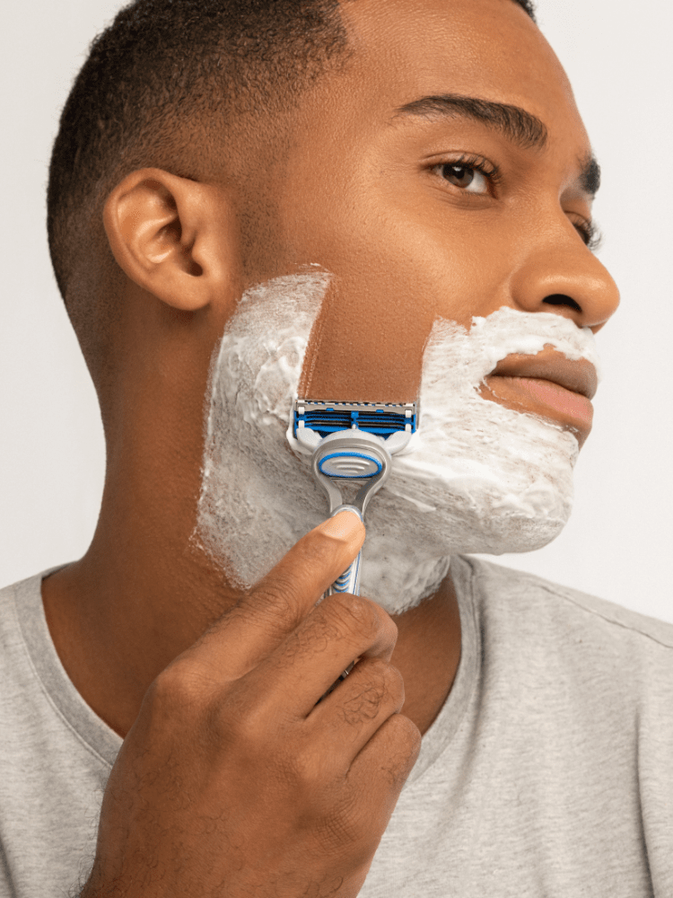 How to shave shop with a razor