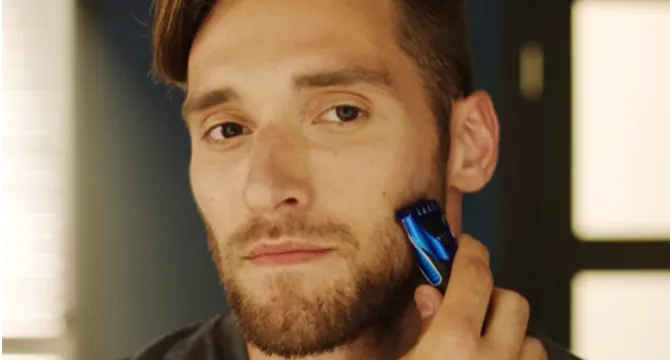 Even Out Your Beard by Trimming with Comb Attachment