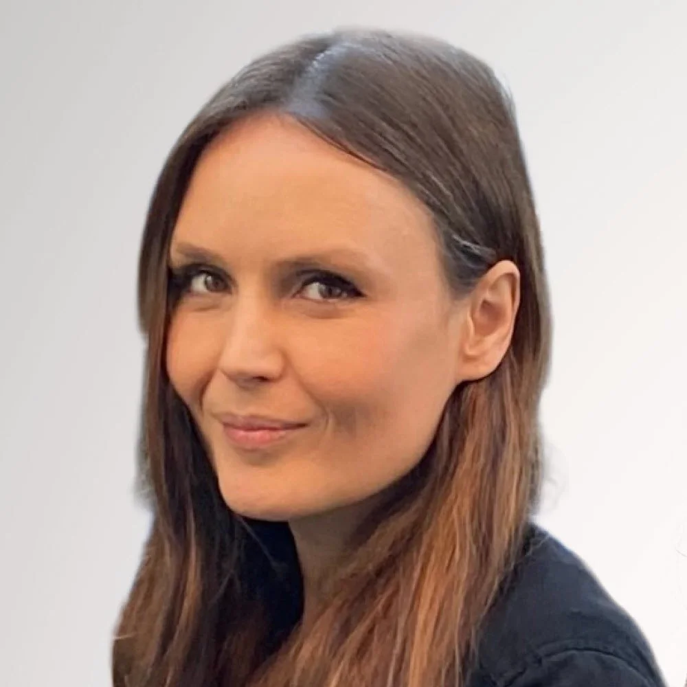 Jennifer Thomas
