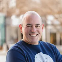 Alex Kinsella - Profile Photo