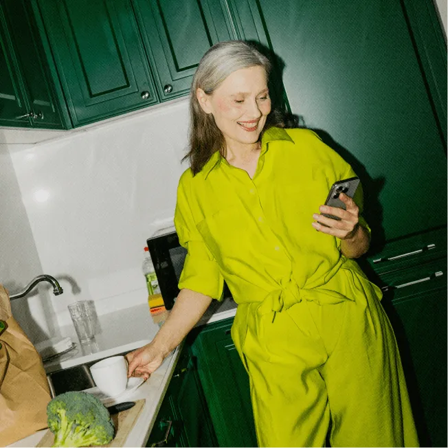 Professional in a lime outfit