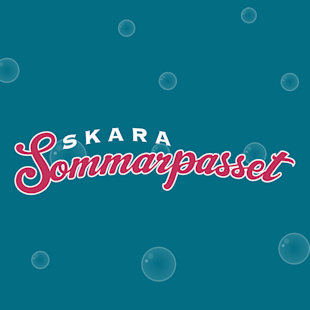 Texten ”Skara Sommarpasset” i vit och rosa kursiv stil på en blågrön bakgrund med genomskinliga pratbubblor.