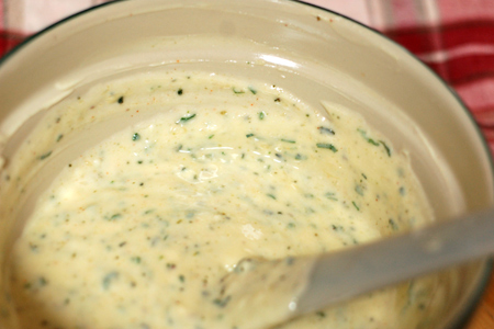 GarlicHerbHoneyButter_1_5.jpg
