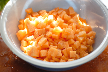 CantelopeProsSalsa_1_3.jpg