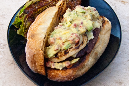 LongBoardBurger_1_2.jpg