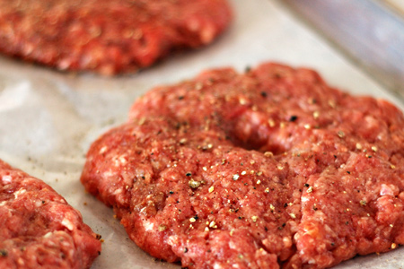 MonsterOnionBaconBurger_1_2.jpg