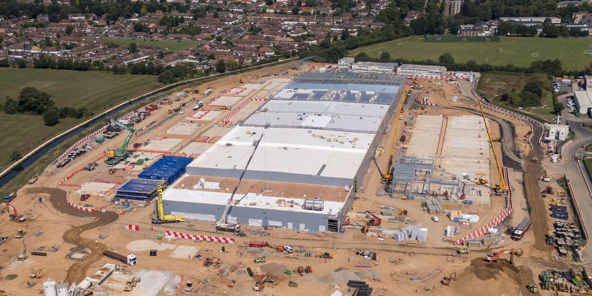 Distributor-Wire-and-Cable-Data-Center-Construction