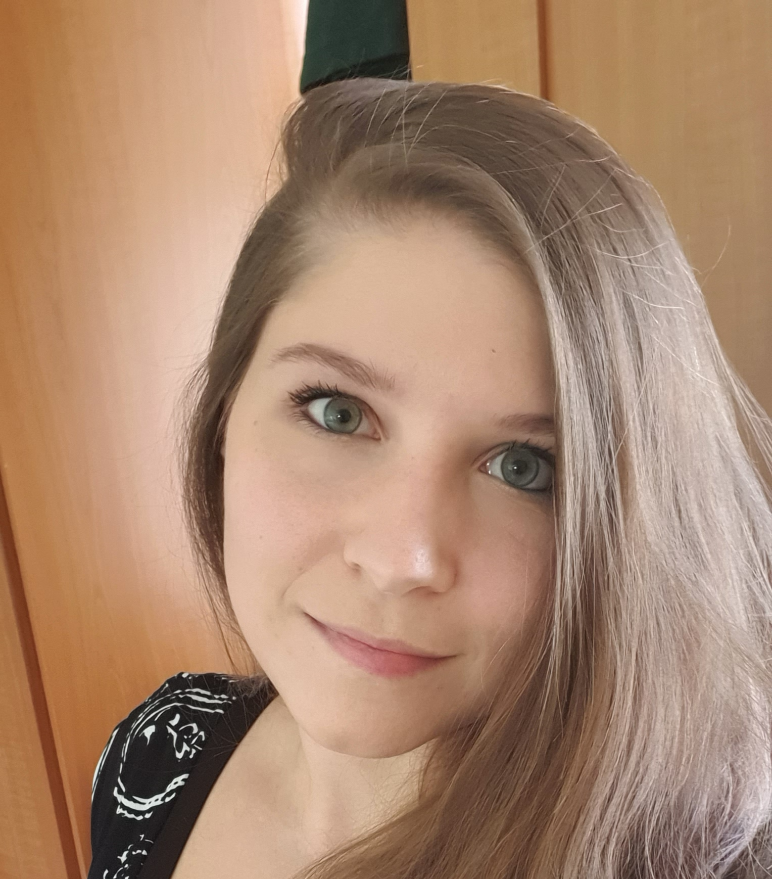 Dr Vicky Jewell