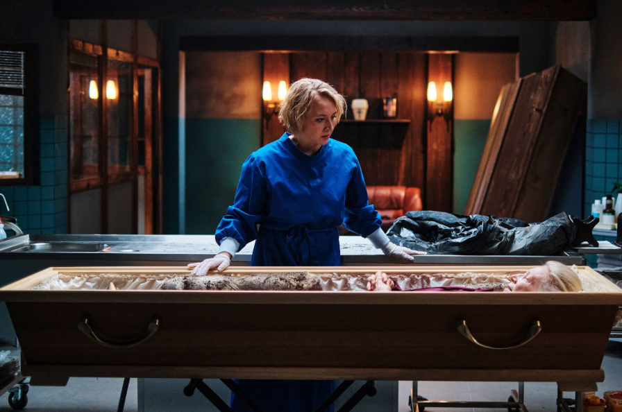 Totenfrau - First Look