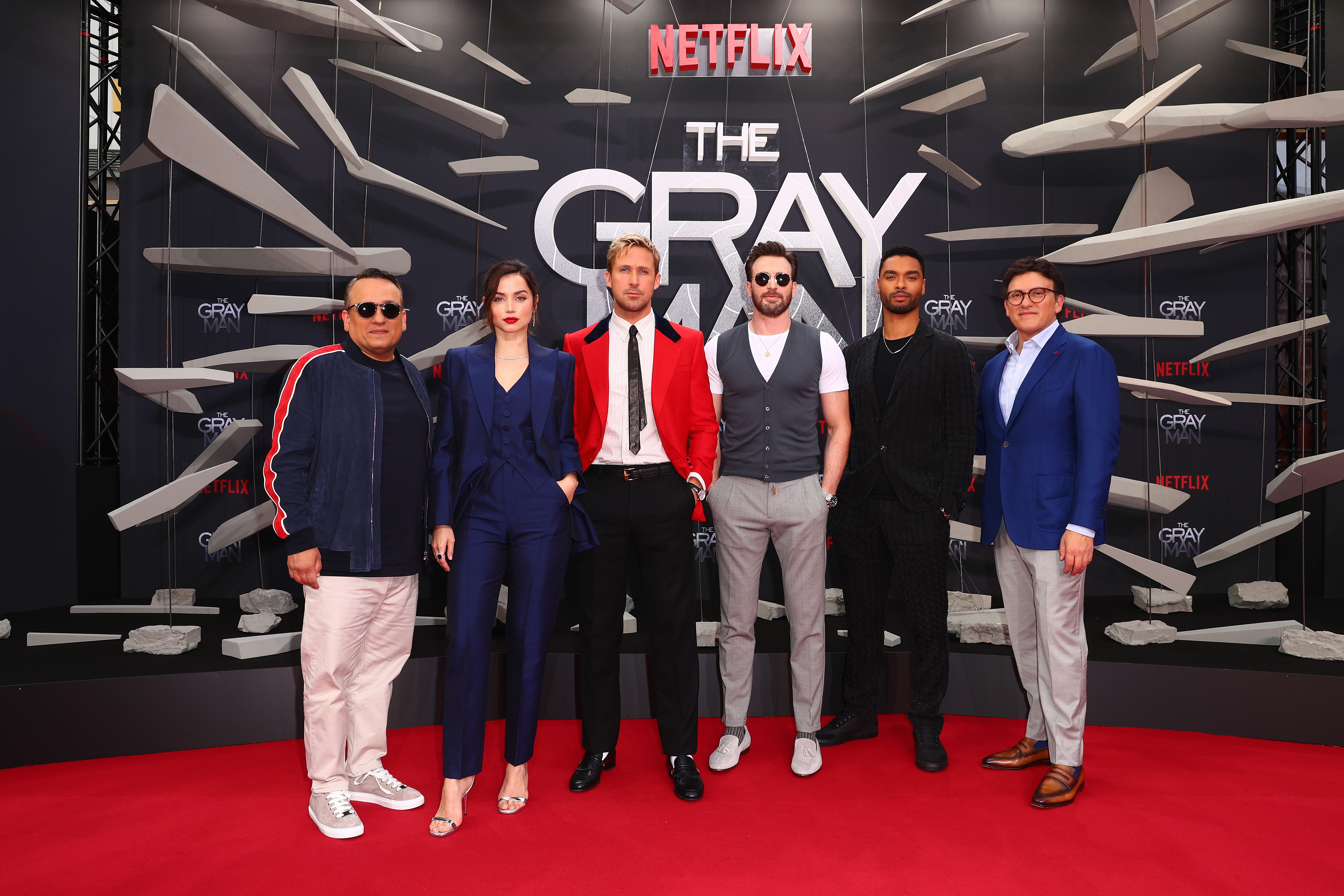 The Gray Man UK Premiere Interviews - Ryan Gosling & Christopher Markus on  Netflix's huge new film - HeyUGuys