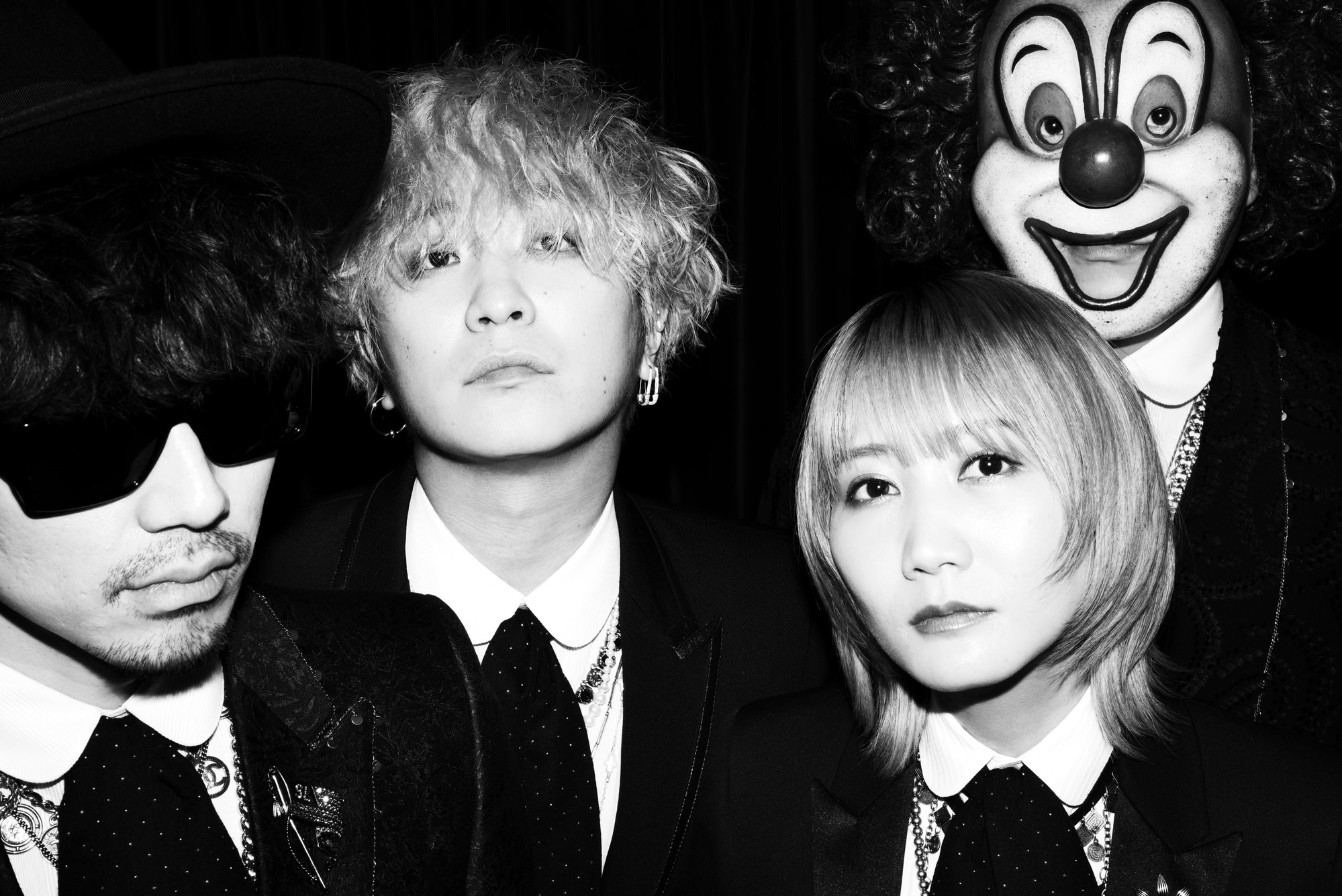 Japanese Pop Bank SEKAI NO OWARI Reveals How It Wrote the Theme Song for  'The Future Diary' Without Knowing the Show's Ending - About Netflix