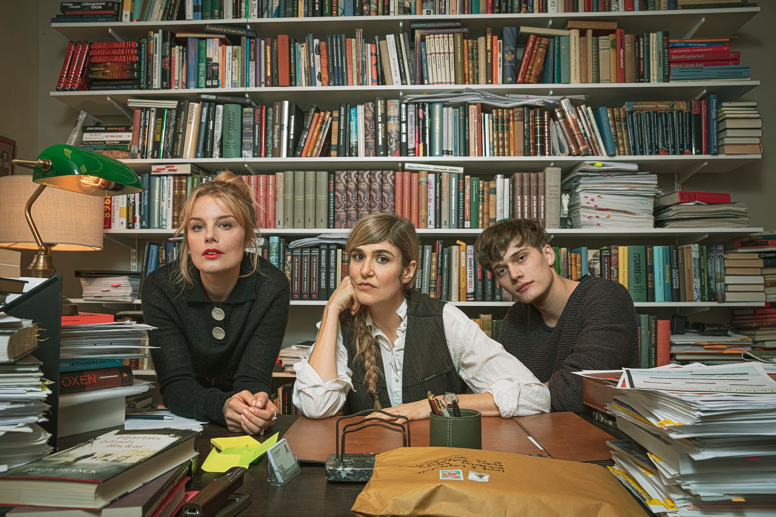 Netflix 推出全新瑞典原創影集《Love and Anarchy》，由伊達·安格沃 (Ida Engvoll)、比楊·莫斯登