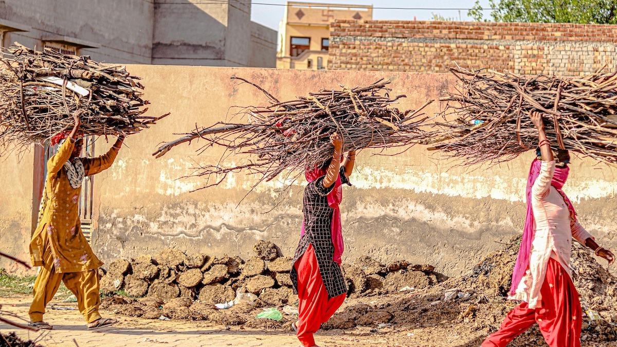 Want to apply for funding from Convergence’s Gender-Responsive Climate Finance Window? Read this first. 