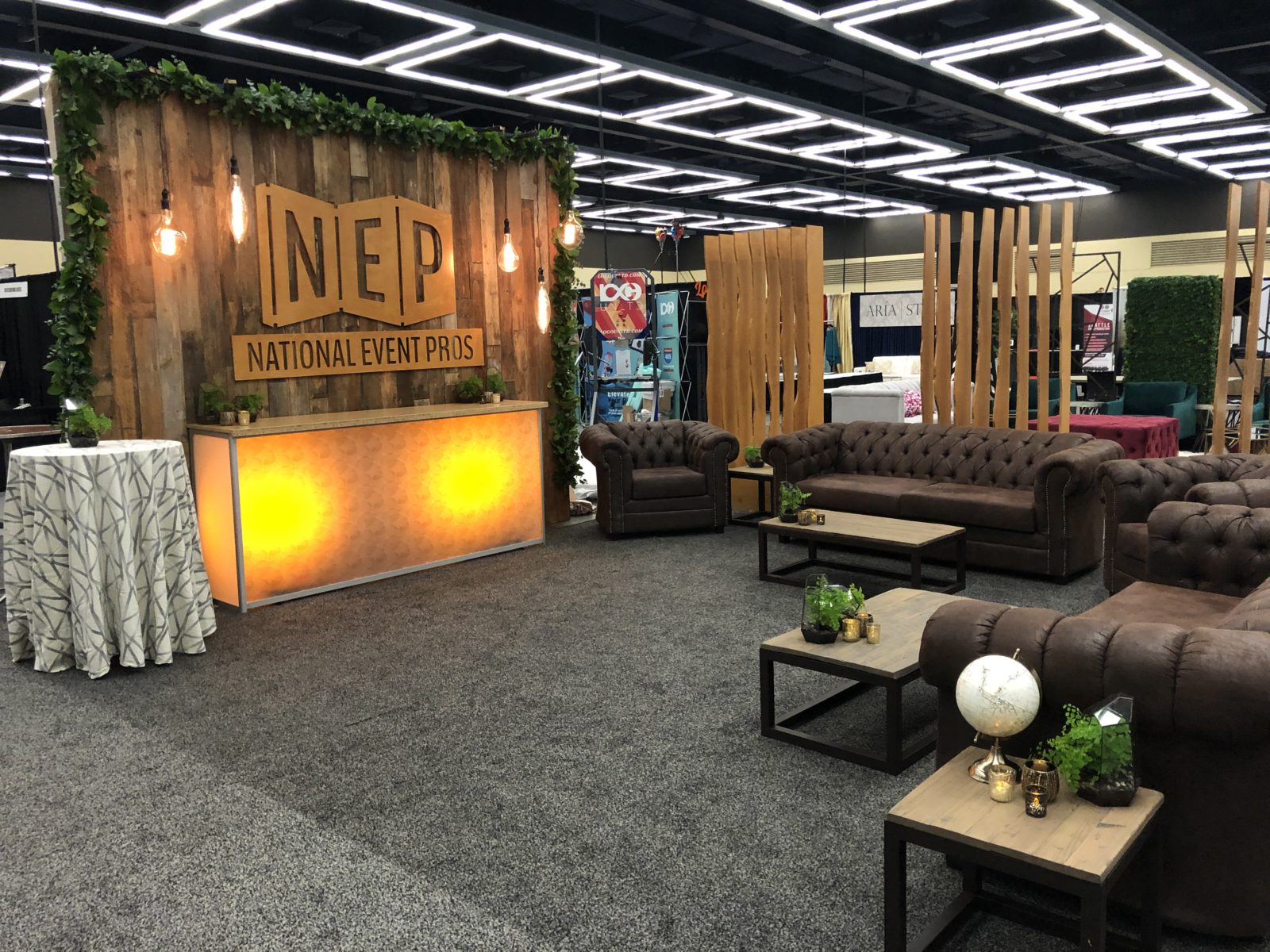 tradeshow_booth_sitting