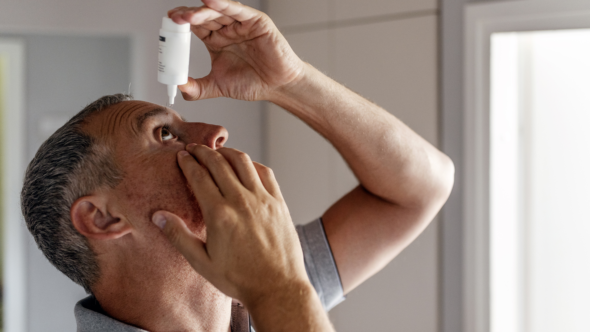 4 Types of Eye Drops and How to Safely Put Them In