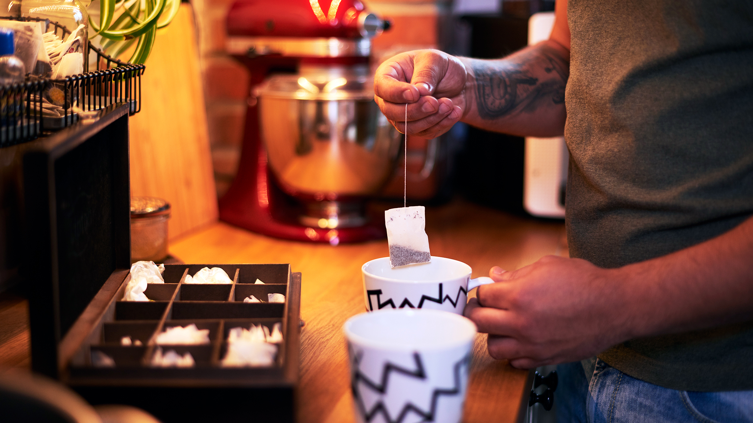 Black Tea vs. Green Tea Which Has More Caffeine? GoodRx