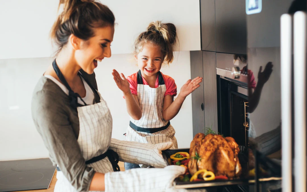 How to Eat Smart During the Holidays and Still Have Fun