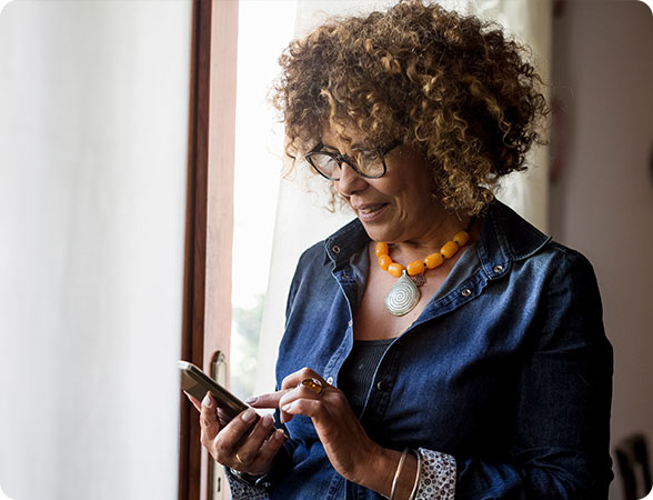 IMG-Black-woman-on-the-phone
58.01 kB
588 px / 450 px