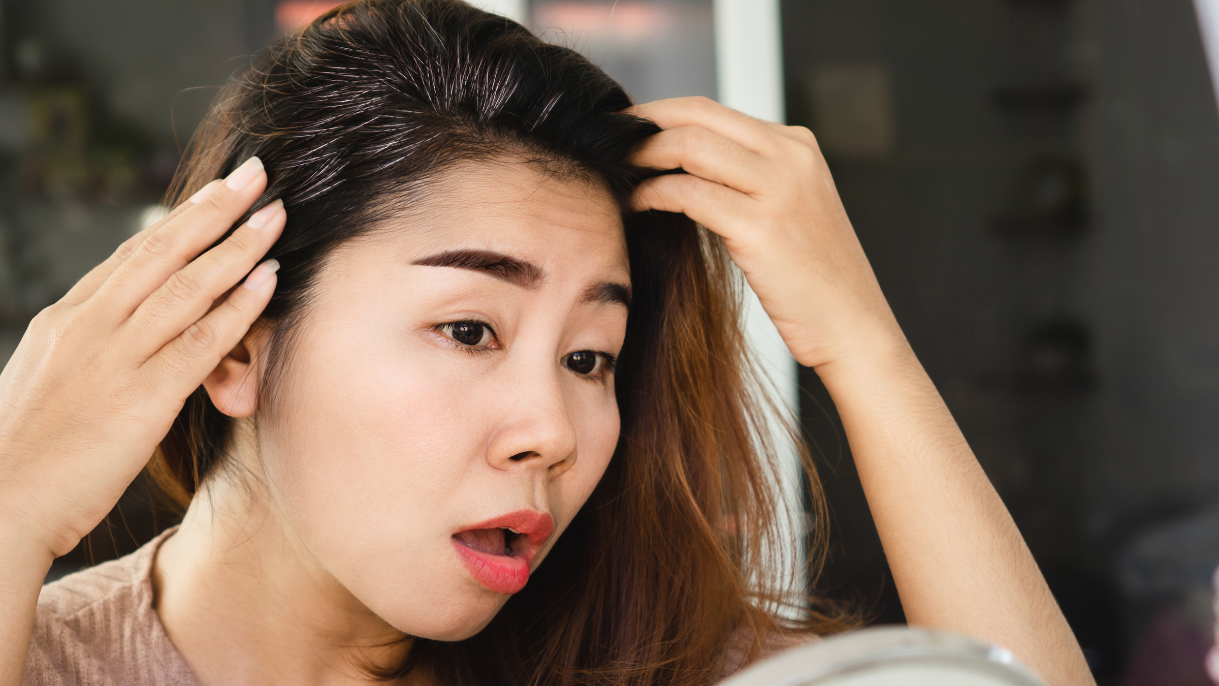 How to Prevent Gray Hair According to Experts