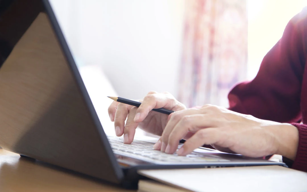 How to Manage Arthritis at Work: 4 Ways to Help with Arthritis at the Office