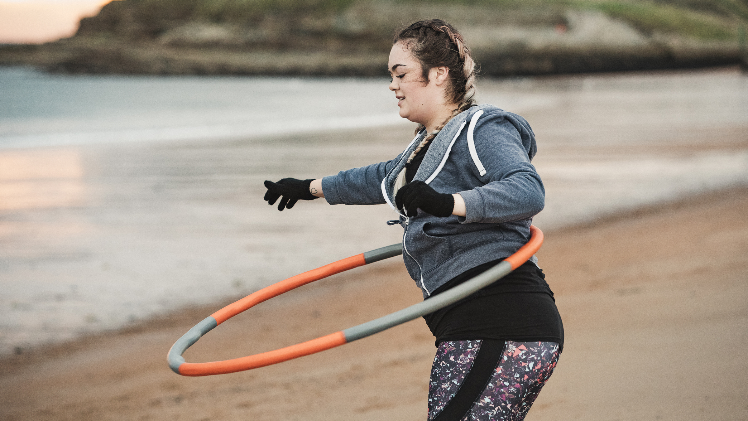 Weighted hula hoops: Why they're great for workouts - TODAY
