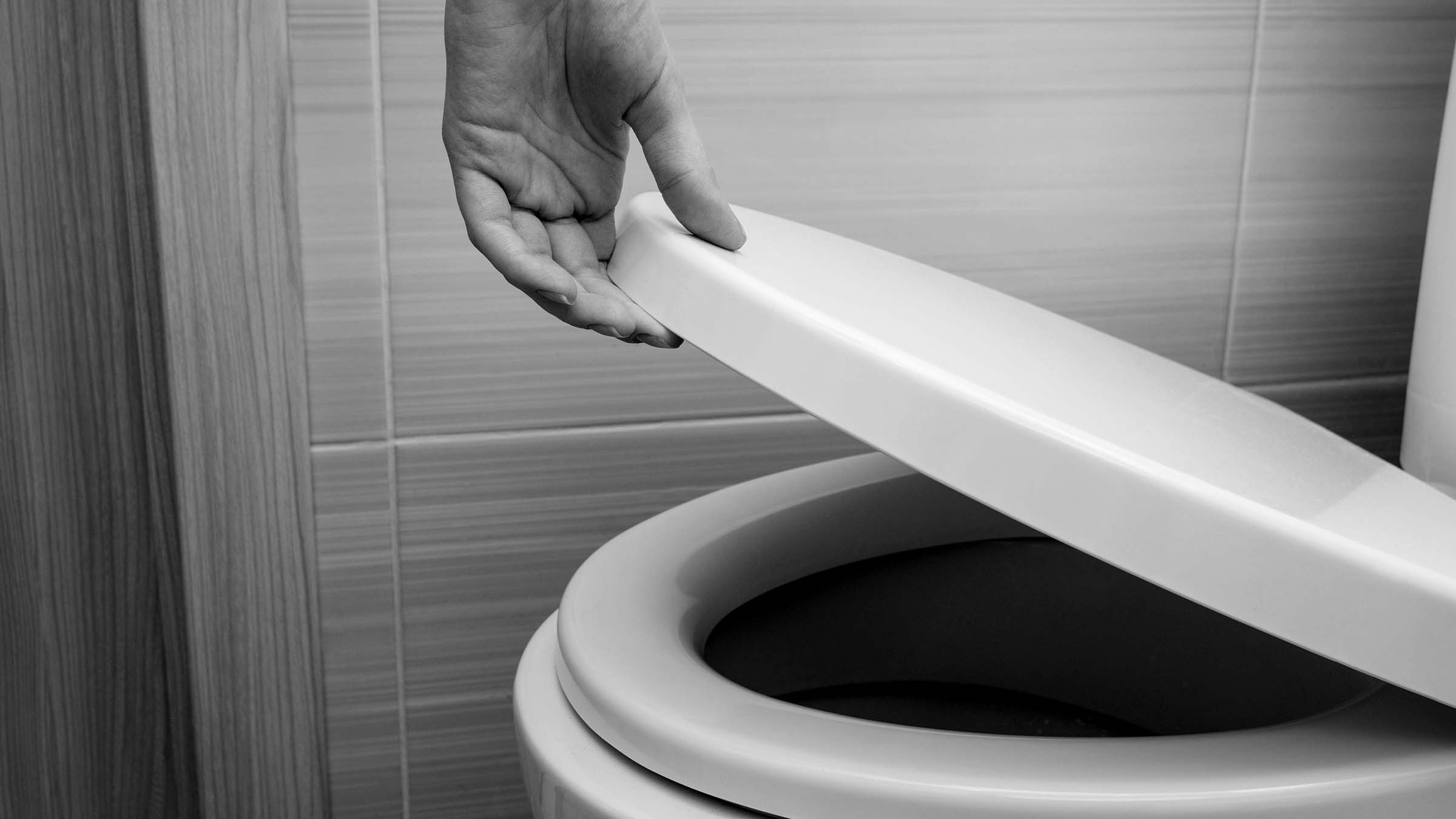Why Is My Poop Green? 5 Possible Causes