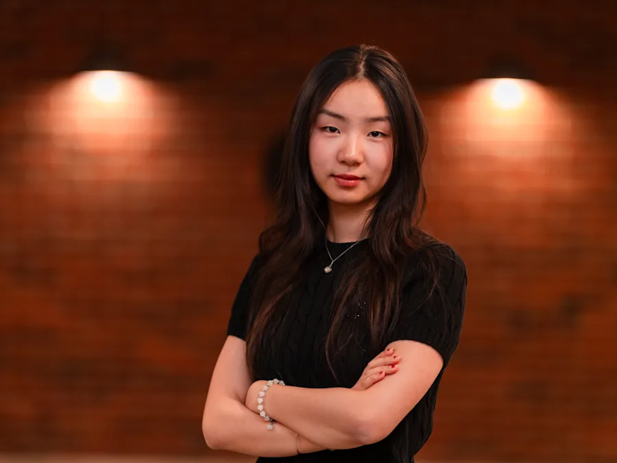 Sophia Zhou — Graphic Designer