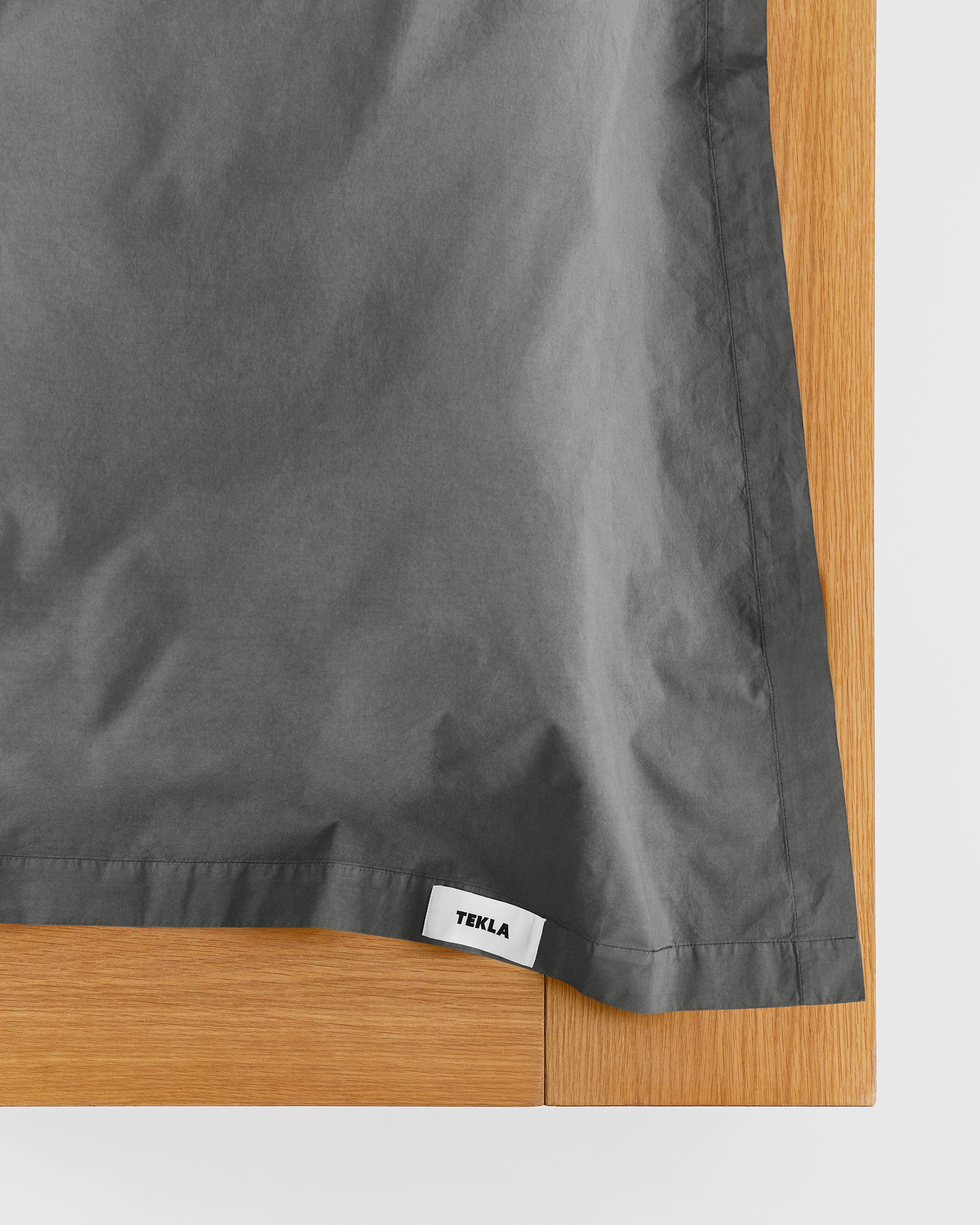 Percale sheet – Vintage Green | Tekla Fabrics
