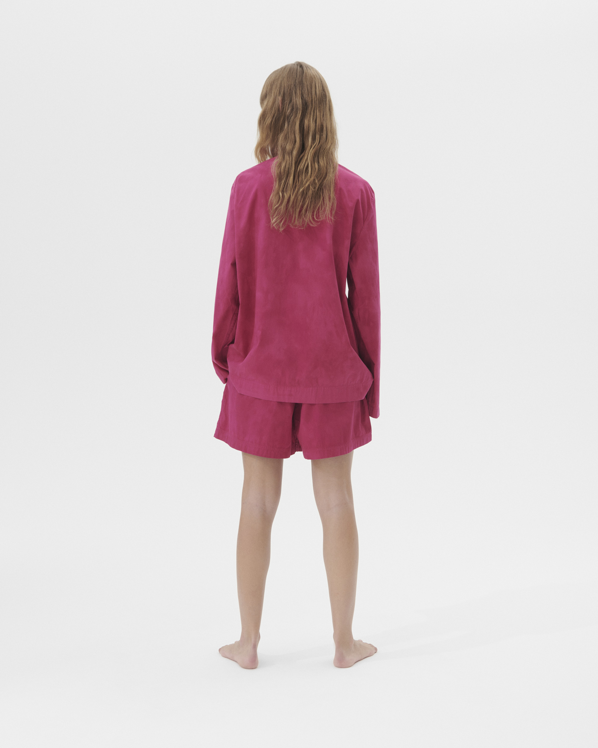 Poplin pyjamas – long-sleeved shirt – Berry | Tekla Fabrics