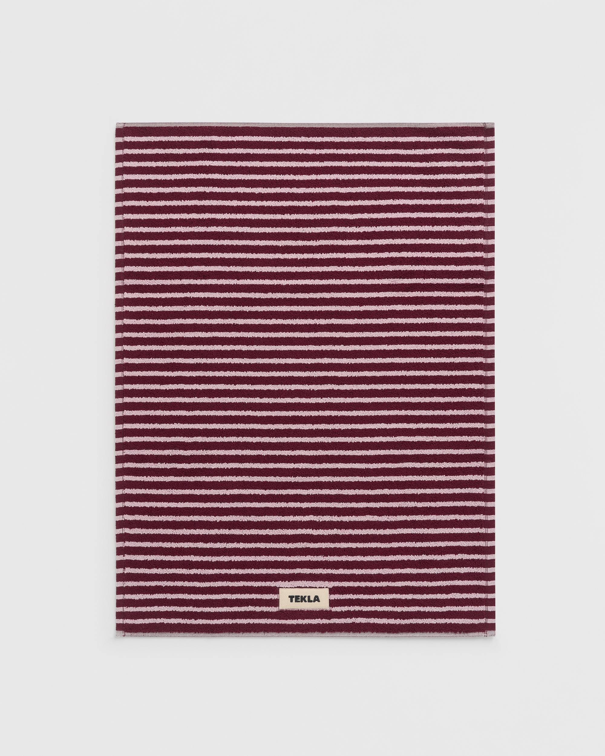 Bath mats | Soft organic cotton for the bathroom | Tekla