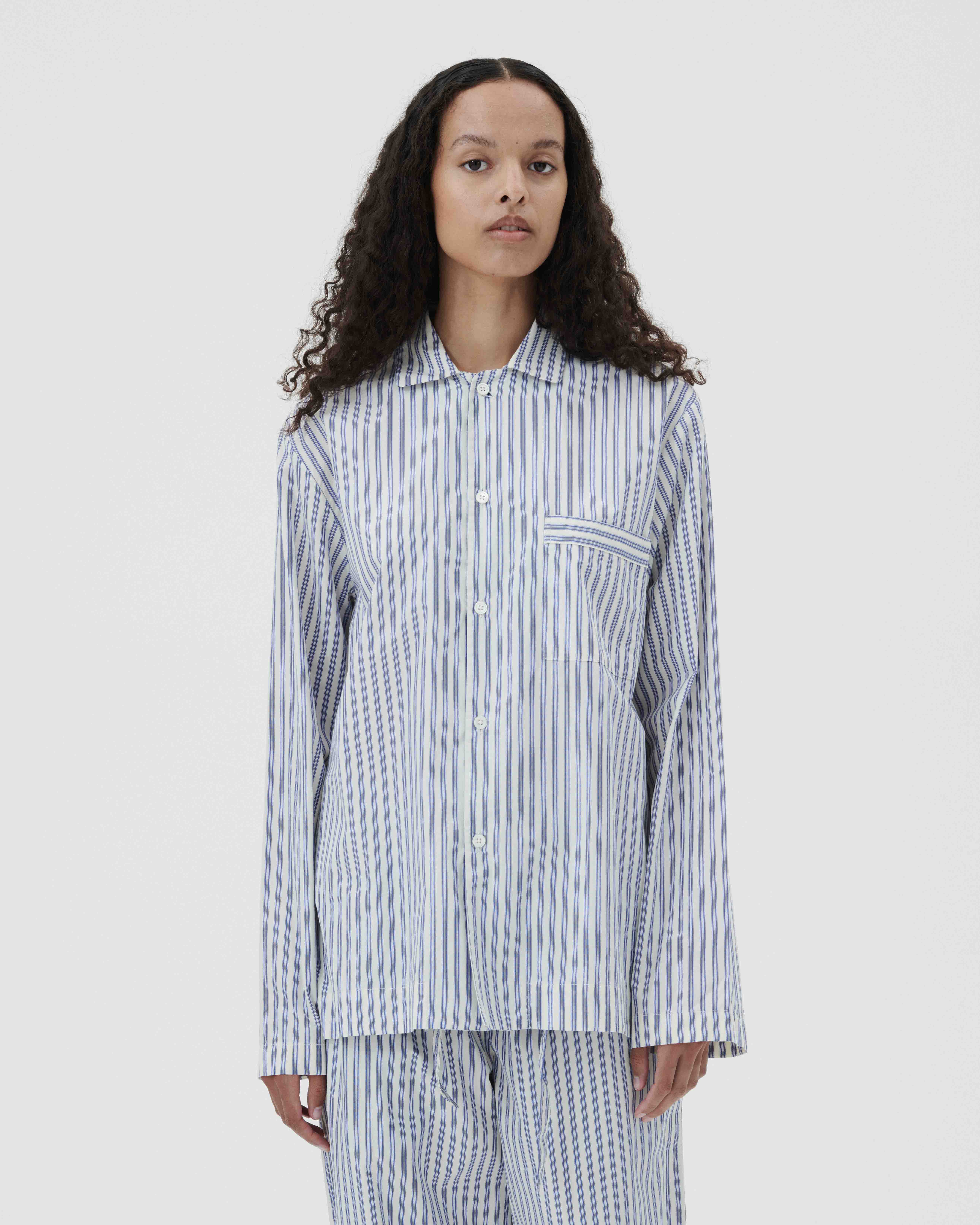 Poplin pyjamas – long-sleeved shirt – Skagen Stripes | Tekla Fabrics