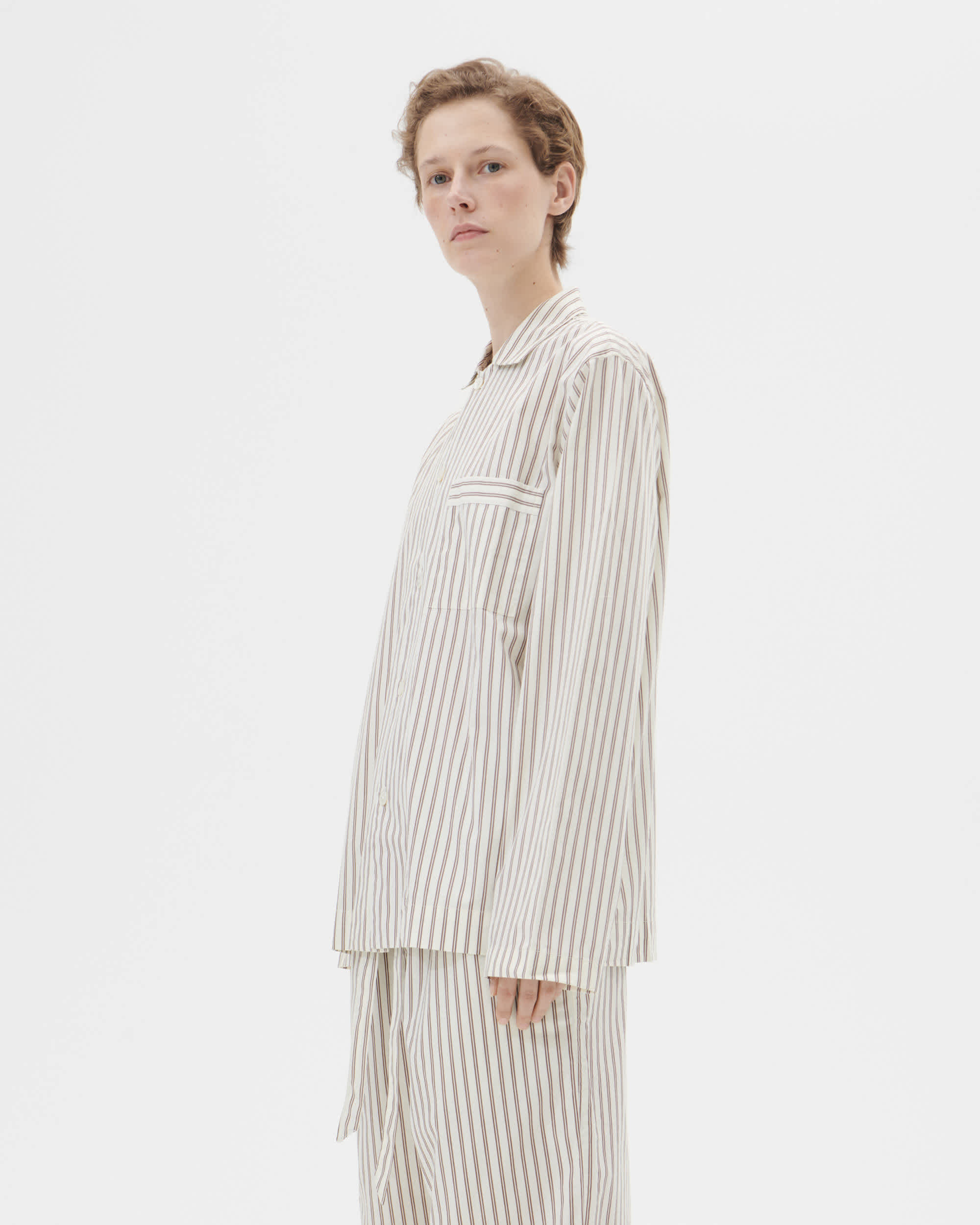 Poplin pyjamas – long-sleeved shirt – All Black | Tekla Fabrics