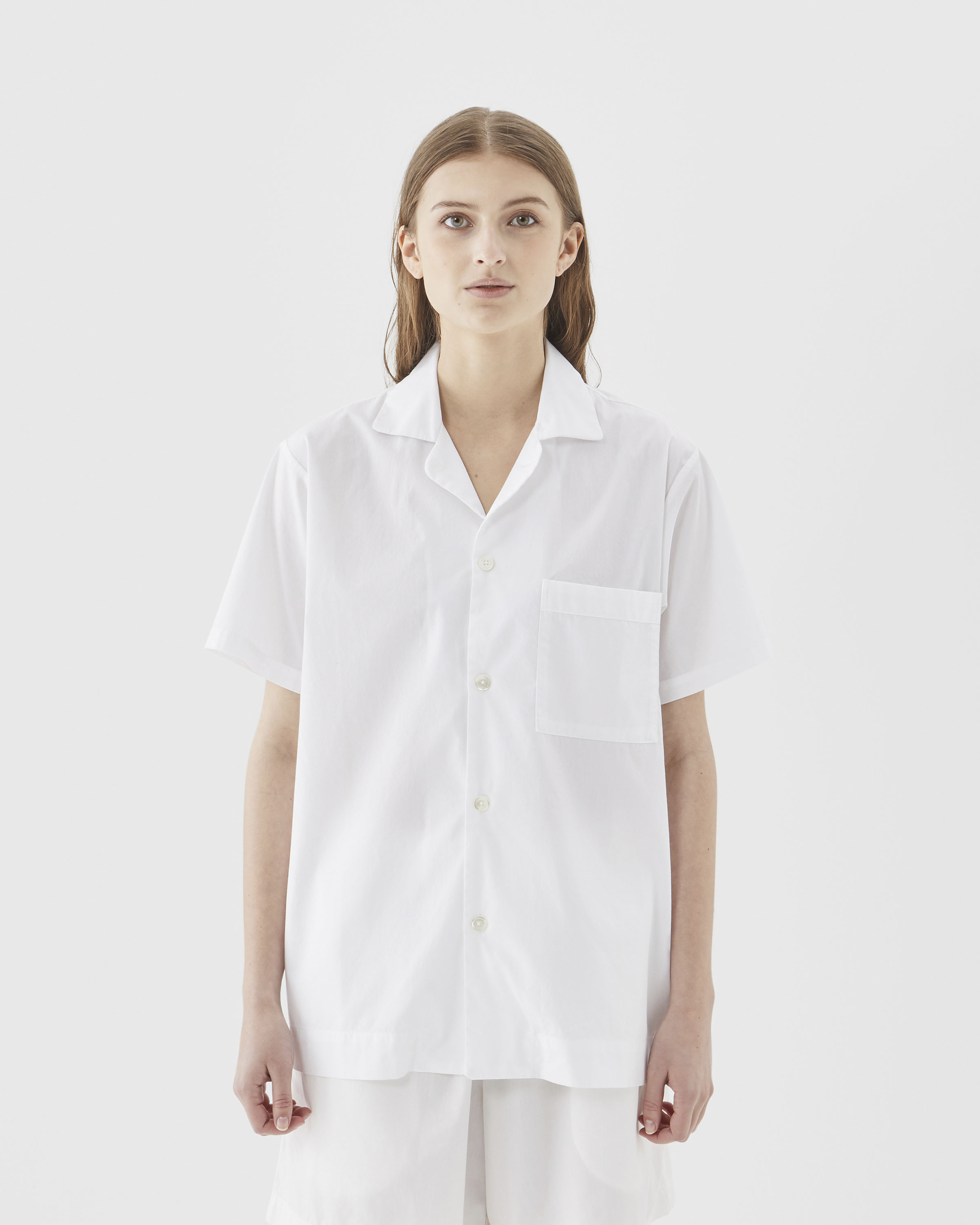 white poplin short sleeve shirt