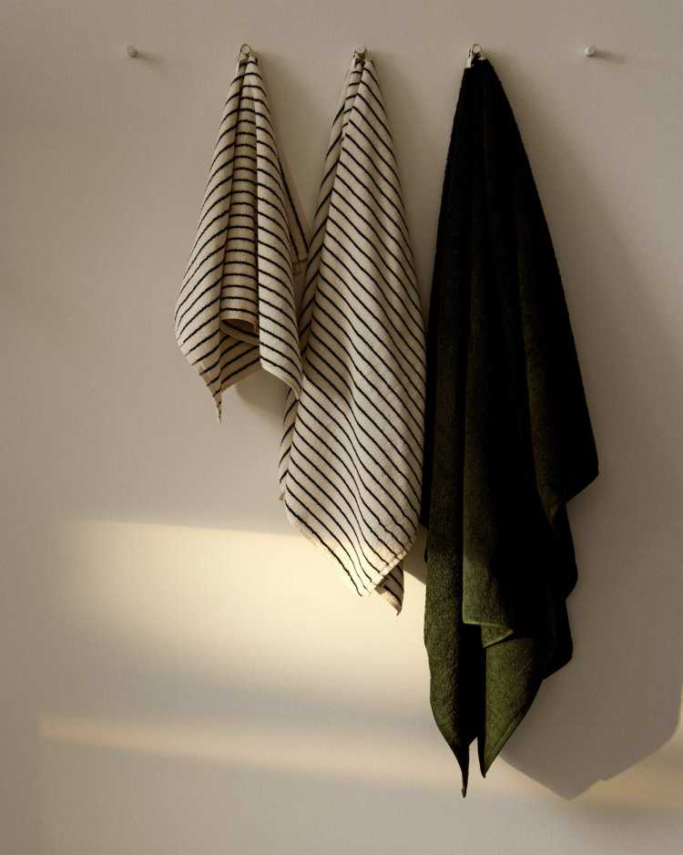 Racing Green Stripes paired with Forest Green towels