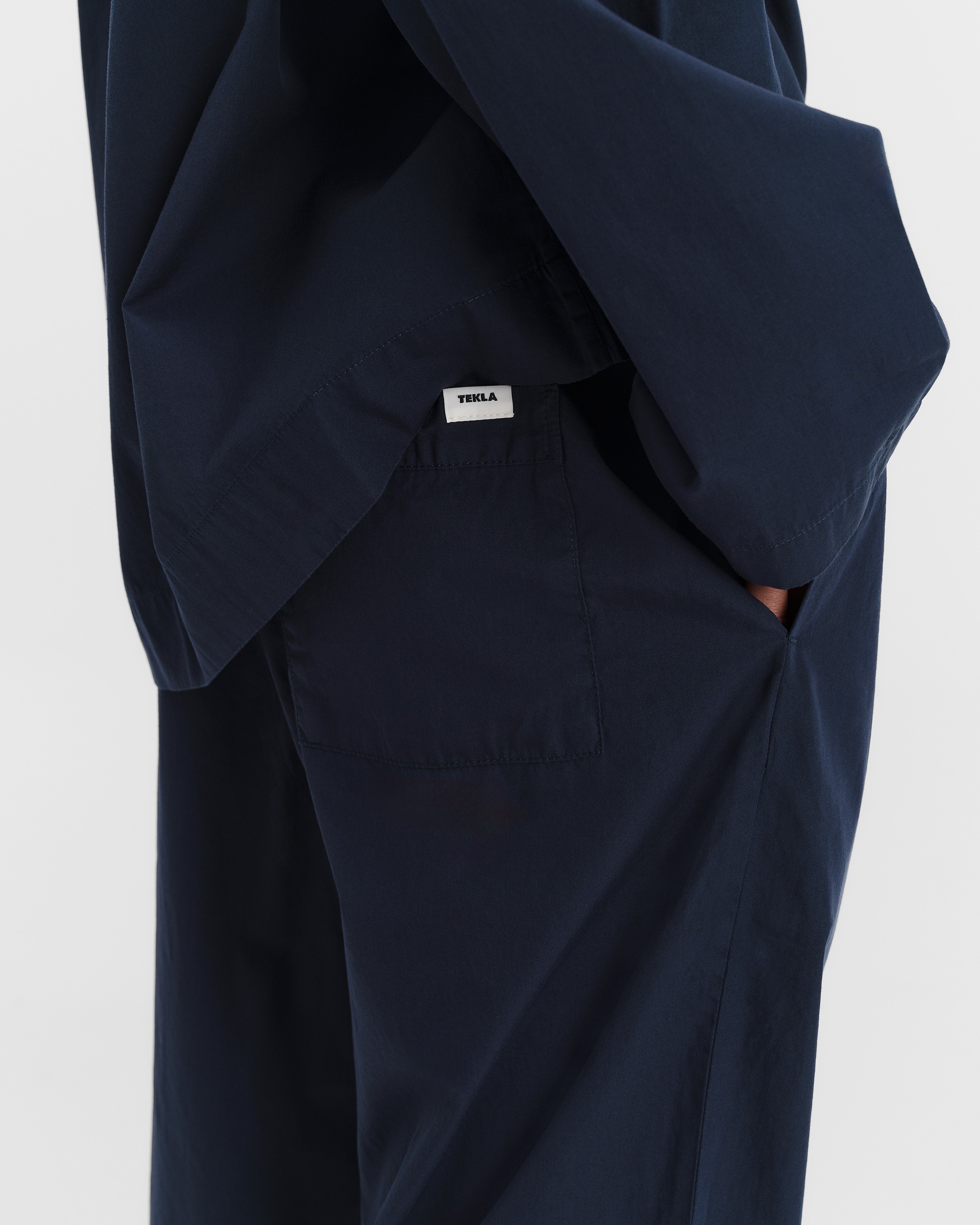 Poplin pyjamas – pants – True Navy | Tekla Fabrics
