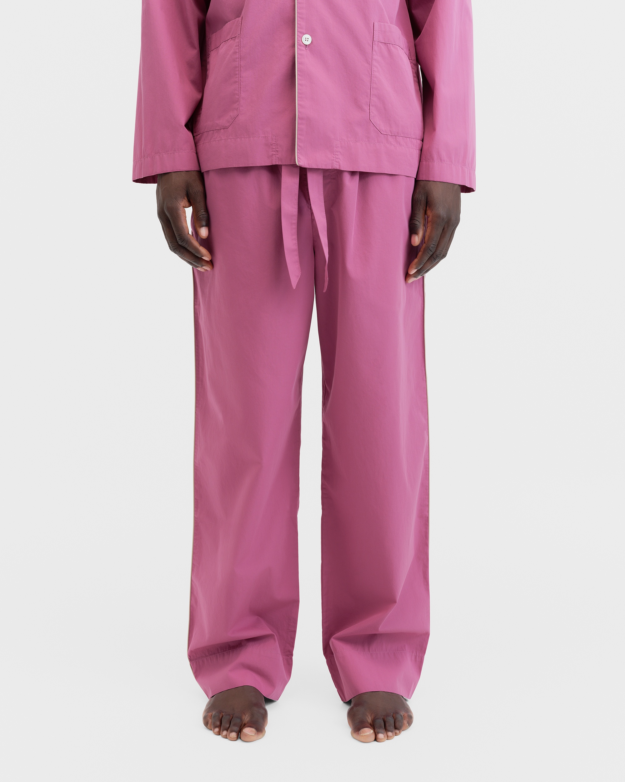 Poplin pyjamas – piped pants – Purple Pink | Tekla Fabrics