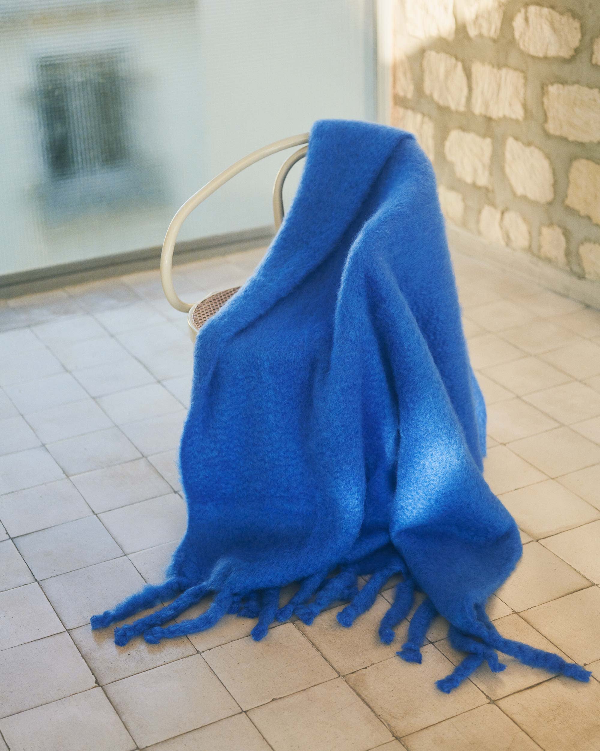 Bleu mohair blanket