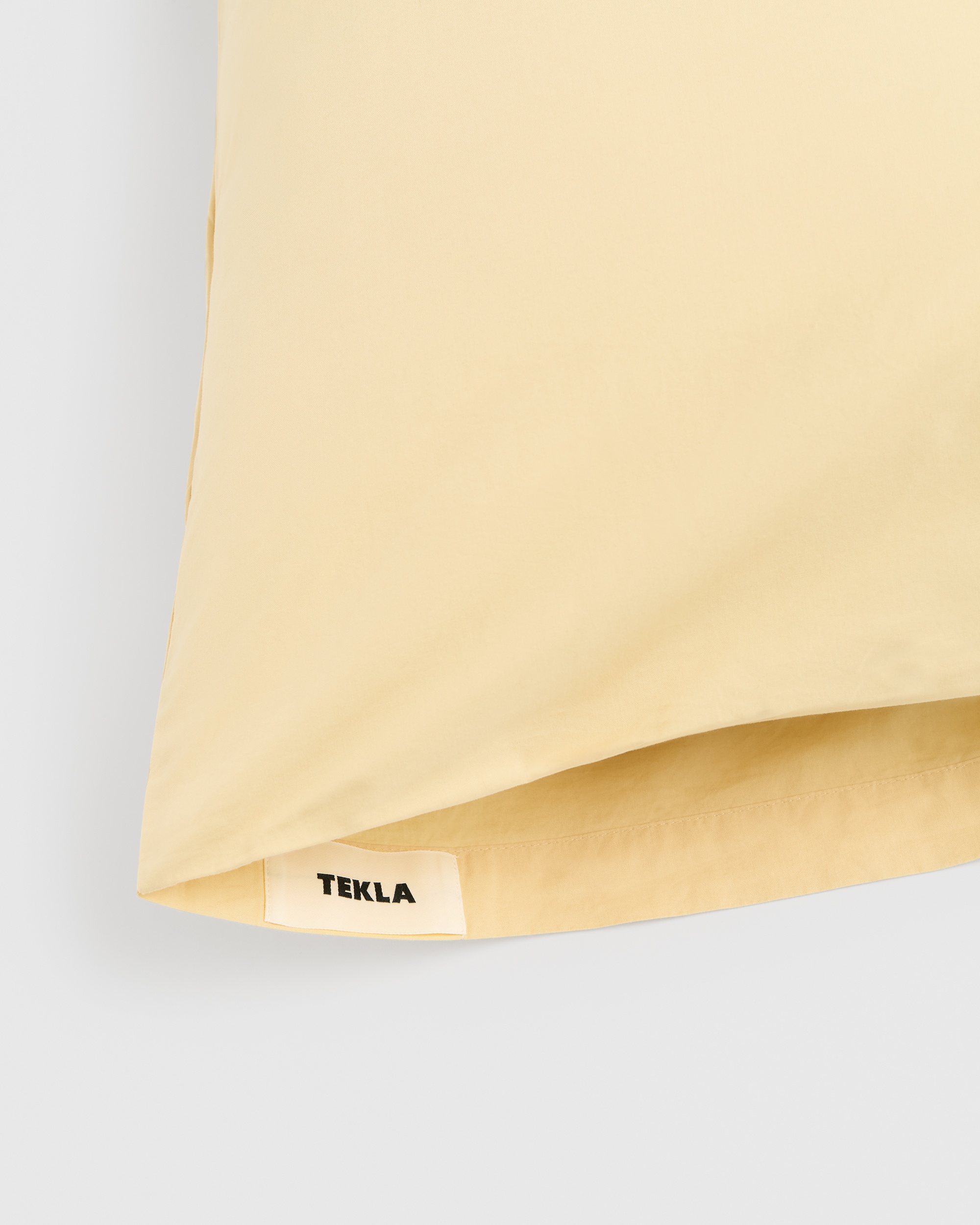 Percale pillow sham – Shaded Yellow | Tekla Fabrics