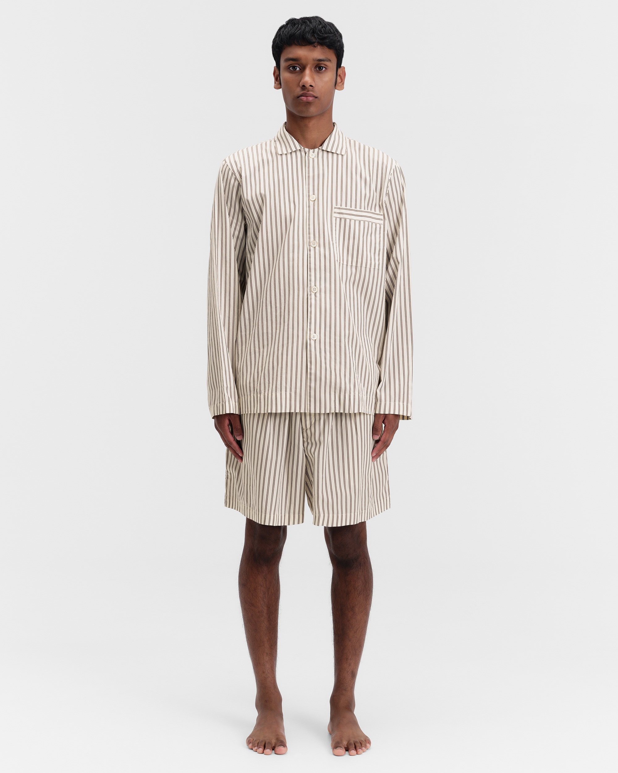 Poplin pyjamas – shorts – Coffee | Tekla Fabrics