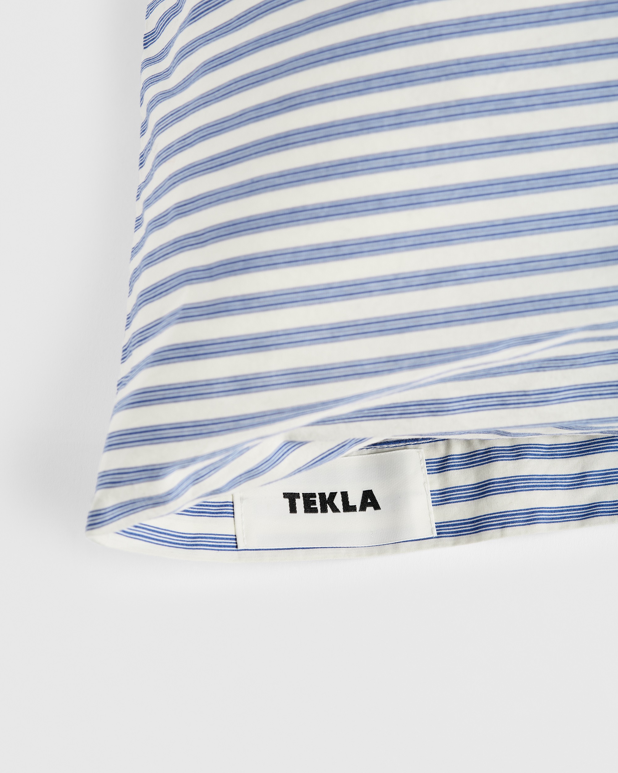 Percale pillow sham – Skagen Stripes | Tekla Fabrics