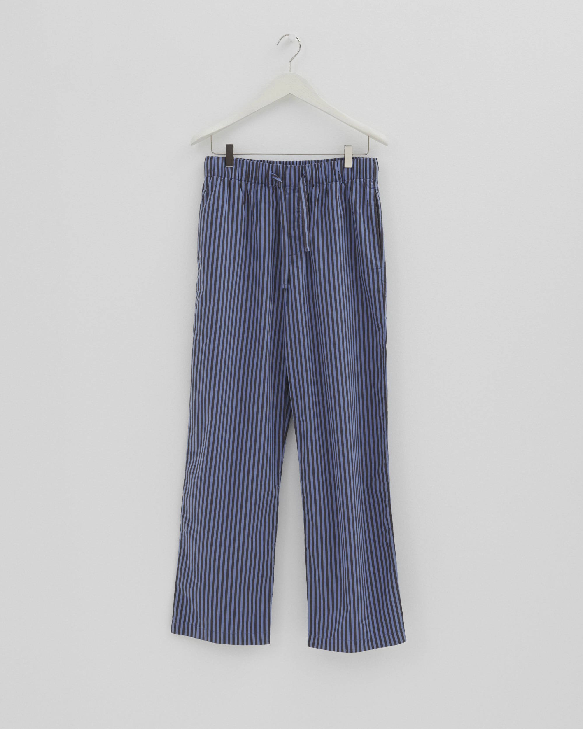 Poplin pyjamas – pants – Verneuil Stripes | Tekla Fabrics 
