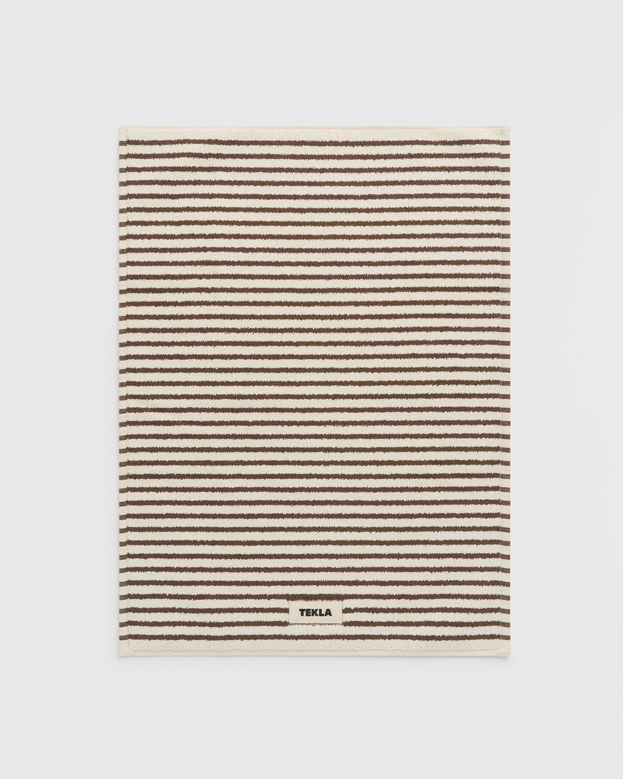 Bath mat – striped – Khaki Moss | Tekla Fabrics