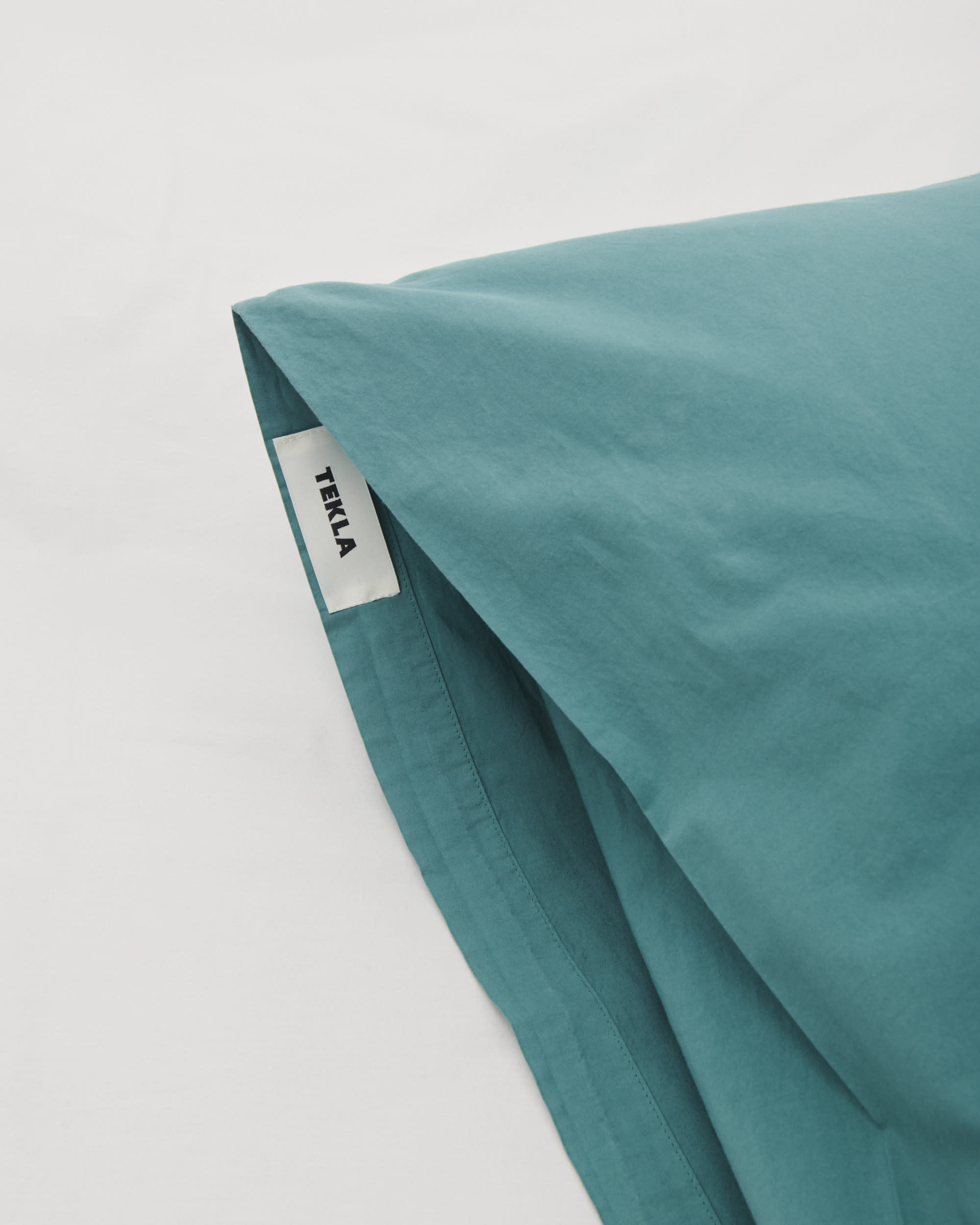 percalebedding_vintagegreen_pillow_2