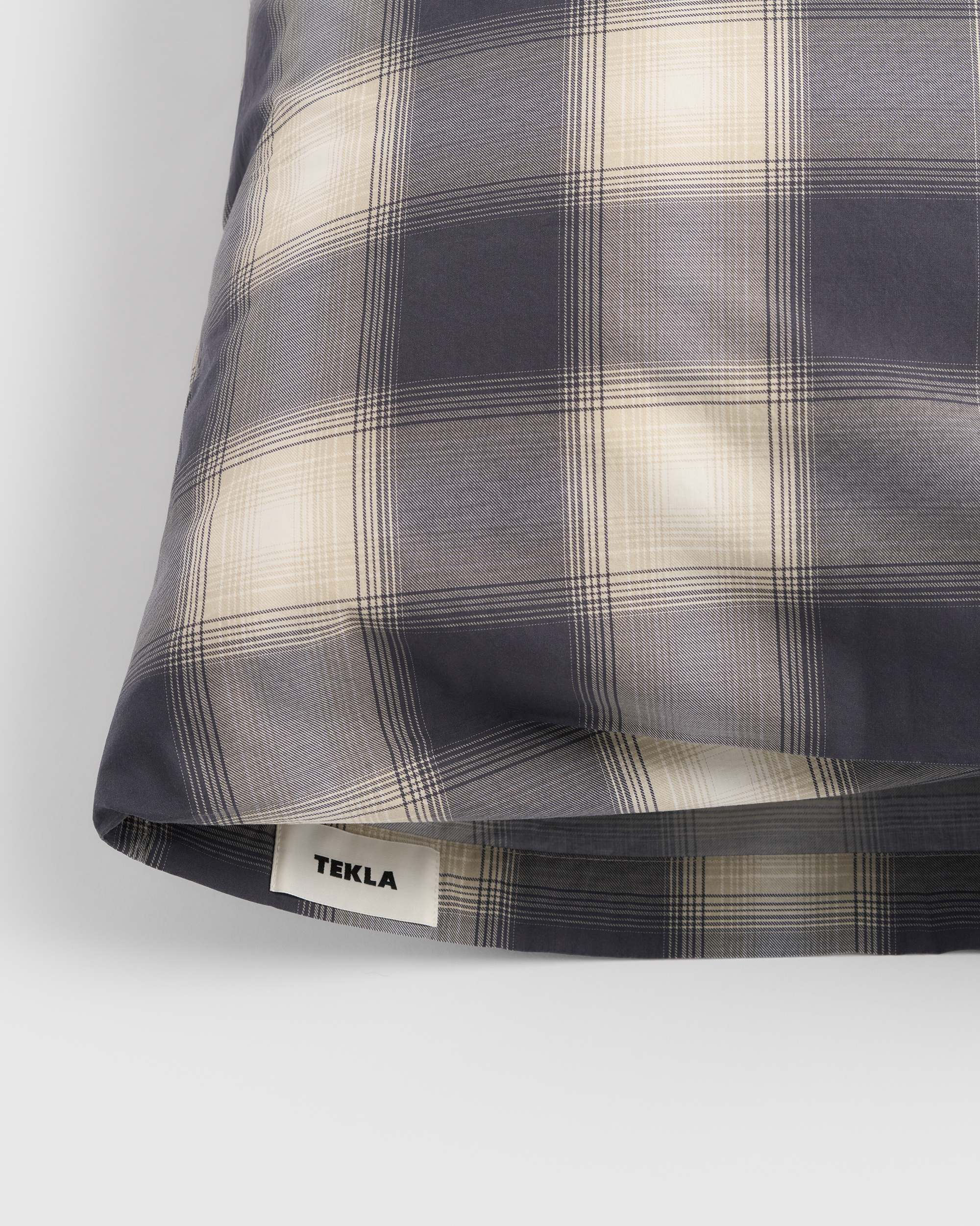 Percale pillow sham – Winter White | Tekla Fabrics