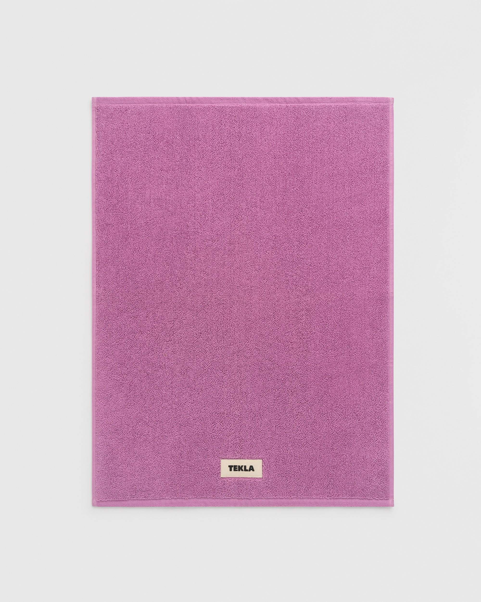 Tekla Bath mat – solid – Magenta