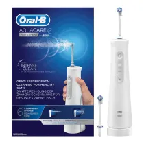 Oral-B Aquacare Pro-Expert Irrigador De Agua Con Tecnología OxyjetMejora tu rutina de cuidado bucal con el irrigador de agua Oral-B Pro-Expert, que incorpora tecnología Oxyjet para un estimulante cuidado de las encías.Tecnología Oxyjet: el agua enriquecida con microburbujas mejora la acción limpiadoraModo manual: pulsa la función para una limpieza precisa3 intensidades: personaliza la limpieza con presiones de agua en modo sensible, medio o intenso2 flujos: escoge un chorro de agua focalizado o rotacional para una limpieza interdental delicadaInalámbrico: fácil de manejar sin accesoriosFunción de protección dental: elimina con delicadeza los restos de comida atrapados entre los alambres y los brackets